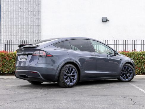 Used 2022 Tesla Model X AWD/4WD image 13