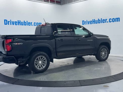 Used 2024 Chevrolet Colorado LT w/ LT Convenience Package III image 3