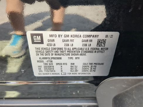 Used 2023 Buick Encore GX Essence w/ Experience Buick Package image 28