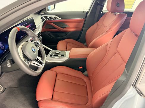 Certified 2025 BMW M440i image 5