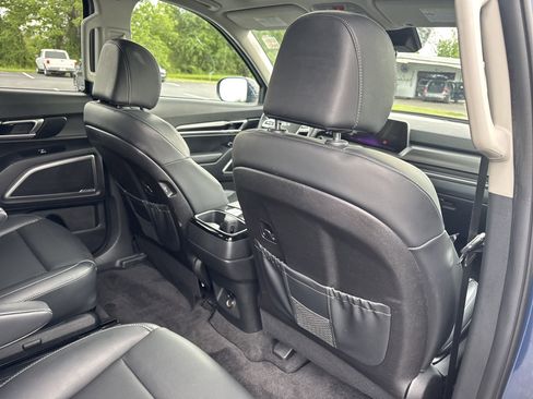 Used 2025 Kia Telluride S AWD/4WD image 35