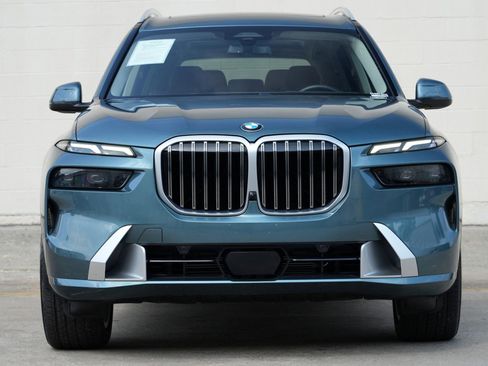 Used 2023 BMW X7 xDrive40i w/ Executive Package AWD/4WD image 7