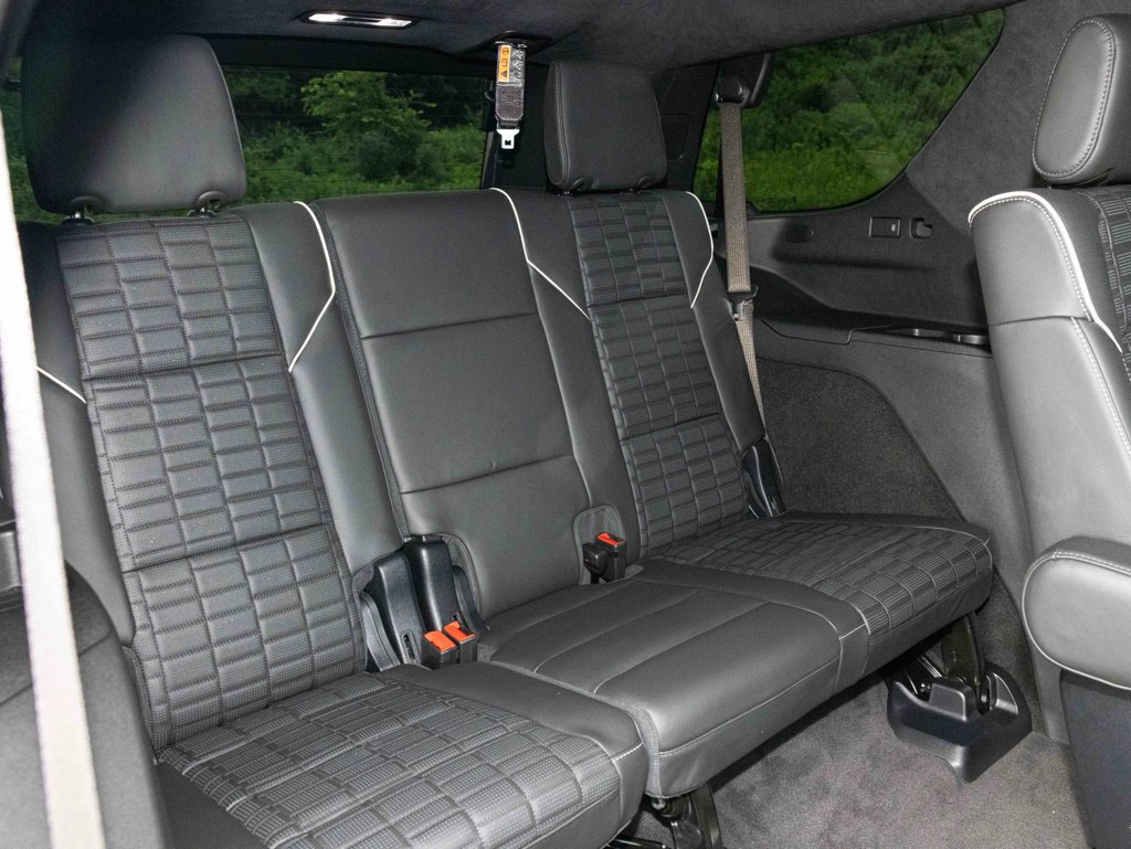 Used 2025 Cadillac Escalade V w/ LPO, Floor Liner Package AWD/4WD image 66