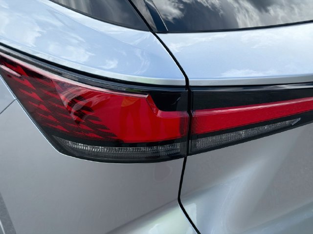 Used 2024 Lexus RX 350 Premium Plus w/ Convenience Package FWD image 10