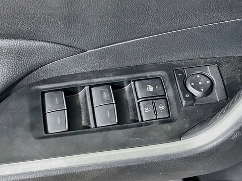 Certified 2025 Toyota RAV4 XLE AWD/4WD image 16