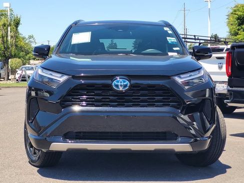 Certified 2022 Toyota RAV4 SE w/ Convenience Package AWD/4WD image 3