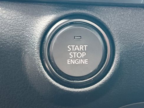 Used 2024 MAZDA MAZDA3 s image 24