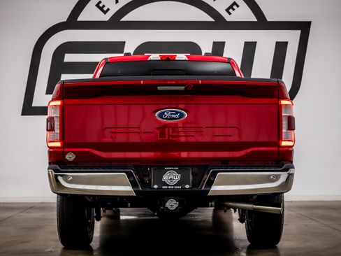 Used 2022 Ford F150 Lariat w/ Equipment Group 502A High AWD/4WD image 11