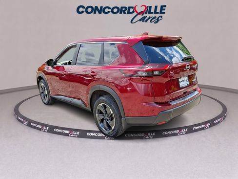 Certified 2024 Nissan Rogue SV AWD/4WD image 5
