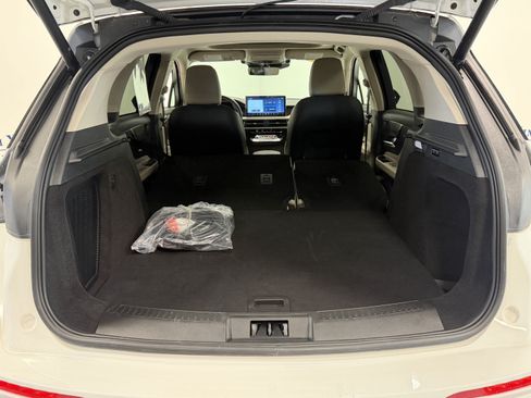 Used 2025 Lincoln Corsair Grand Touring w/ Equipment Group 301A AWD/4WD image 28