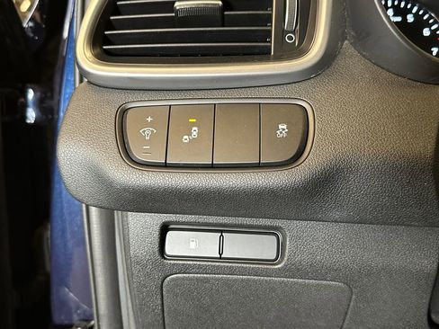 Used 2019 Kia Sorento S image 16