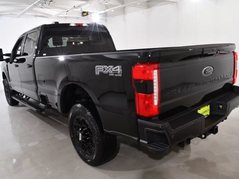 New 2026 Ford F350 Lariat w/ Black Appearance Package AWD/4WD image 15