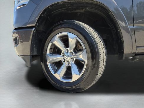 Used 2019 RAM 1500 Limited RWD image 42