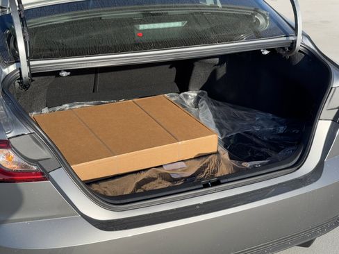 New 2026 Toyota Camry SE image 9