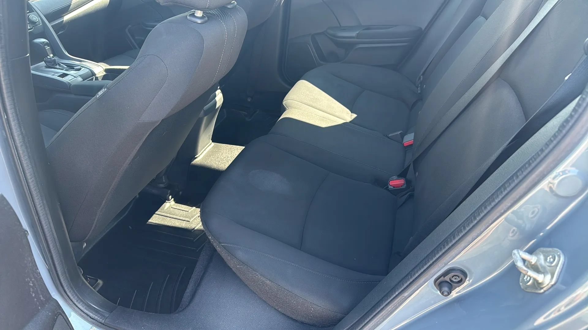 Used 2017 Honda Civic Sport image 9