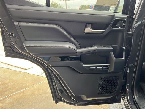 New 2026 Toyota 4Runner Limited image 11