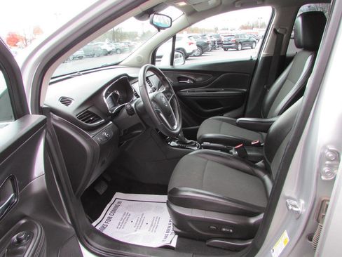 Used 2019 Buick Encore Preferred image 6