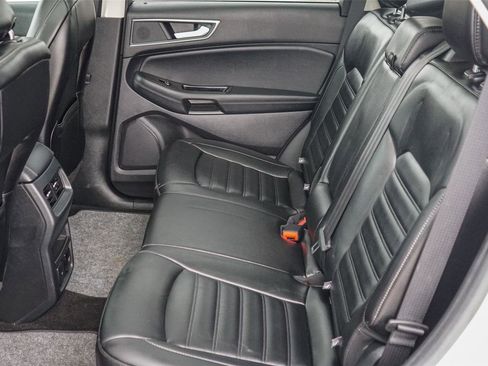 Used 2019 Ford Edge SEL w/ Equipment Group 201A image 22
