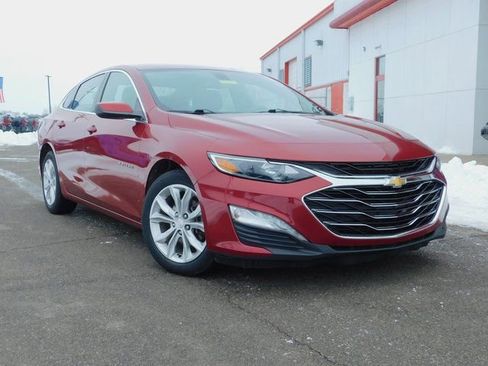 Used 2019 Chevrolet Malibu LT w/ Leather Package image 18