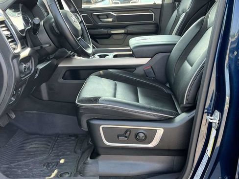 Used 2022 RAM 1500 Laramie AWD/4WD image 13