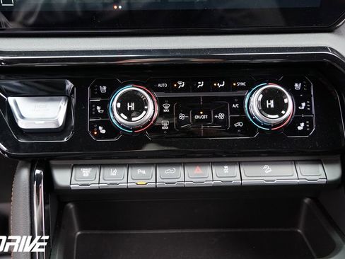 Used 2026 GMC Sierra 2500 AT4 w/ AT4 Premium Plus Package image 29