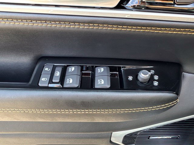 New 2026 Jeep Grand Wagoneer L 4WD image 11