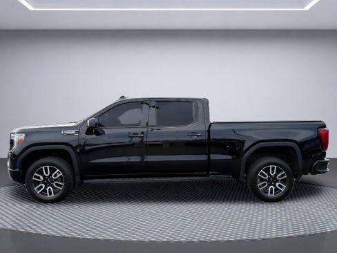 Used 2022 GMC Sierra 1500 AT4 w/ AT4 Premium Package AWD/4WD image 3