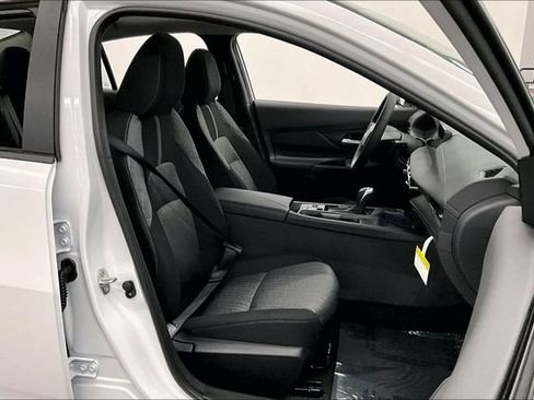 New 2026 Nissan Sentra SV w/ SV Convenience Package FWD image 35