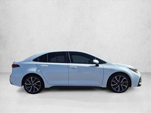 Used 2022 Toyota Corolla XSE w/ Carpet Mat Package (TMS) FWD image 4