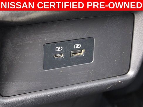 Certified 2022 Nissan Rogue SV image 29