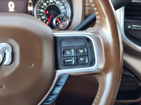 Used 2020 RAM 3500 Laramie image 32