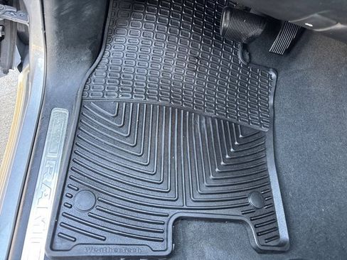 Used 2020 RAM 1500 Laramie image 26