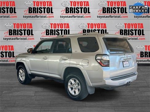 Used 2018 Toyota 4Runner SR5 image 6