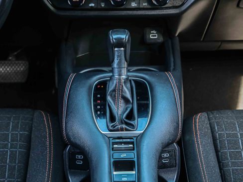 Used 2024 Honda HR-V Sport image 13