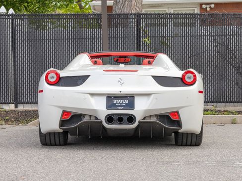 Used 2012 Ferrari 458 Spider RWD image 37