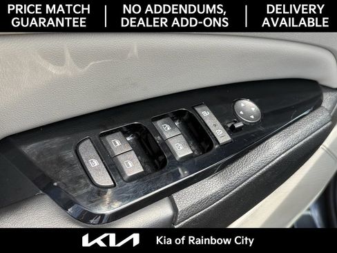 Used 2023 Kia Sportage EX FWD image 11