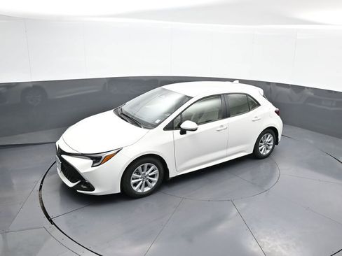 New 2025 Toyota Corolla SE image 33
