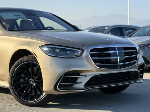 New 2026 Mercedes-Benz S 580 4MATIC Sedan image 3