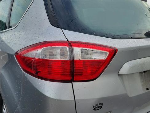 Used 2015 Ford C-MAX Energi SEL w/ Equipment Group 302A FWD image 12