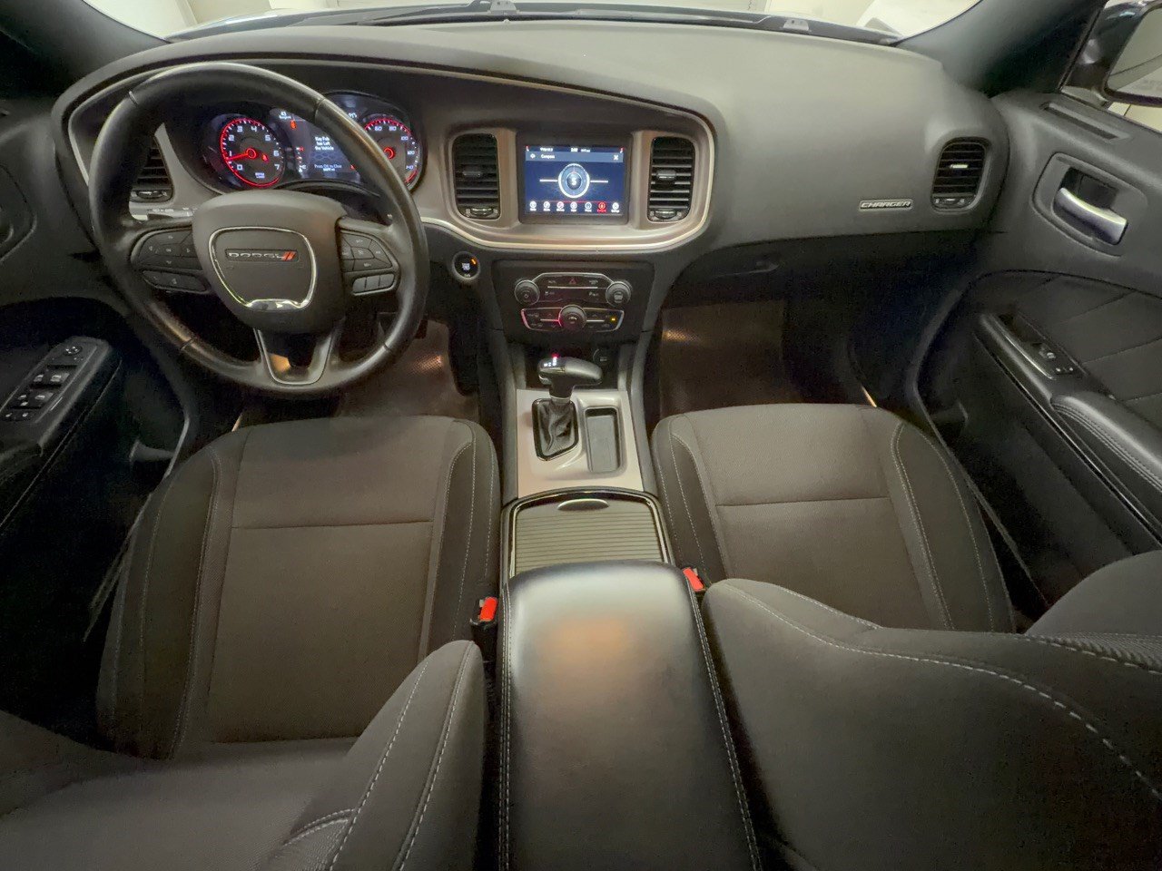 Used 2022 Dodge Charger SXT w/ Blacktop Package RWD image 17