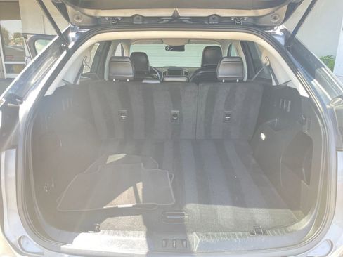 Used 2024 Ford Edge SEL image 31
