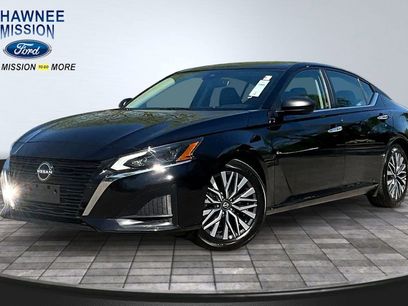 Used 2025 Nissan Altima 2.5 SV