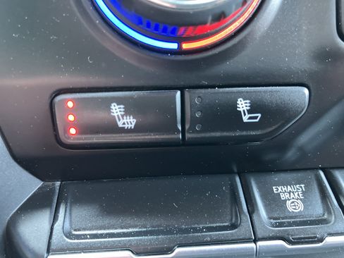 Used 2023 Chevrolet Silverado 2500 LT w/ Convenience Package image 24