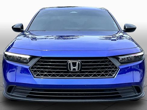 Used 2025 Honda Accord Sport image 6