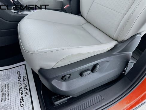 Used 2019 Volkswagen Tiguan SE w/ Panoramic Sunroof Package image 28