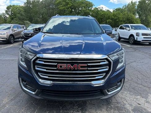 Certified 2023 GMC Terrain SLT FWD image 7