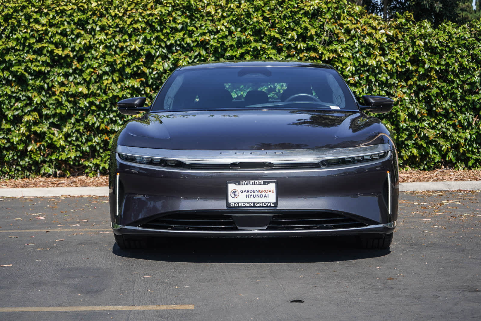 Used 2024 Lucid Air Touring AWD/4WD image 2