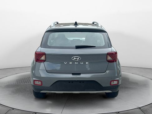 Used 2020 Hyundai Venue SEL w/ Convenience + Premium Package FWD image 6