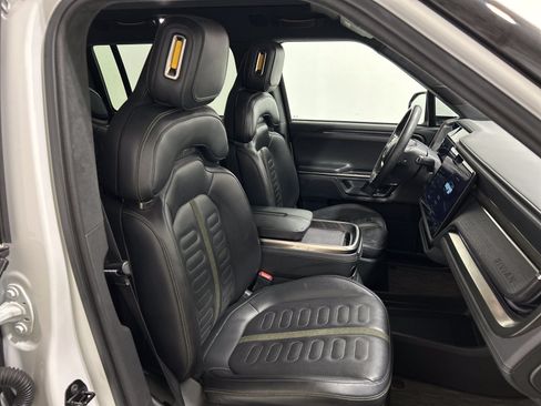 Used 2024 Rivian R1S Adventure AWD/4WD image 24