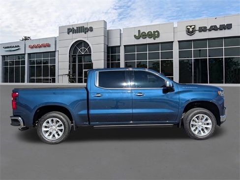 Used 2021 Chevrolet Silverado 1500 LTZ image 2